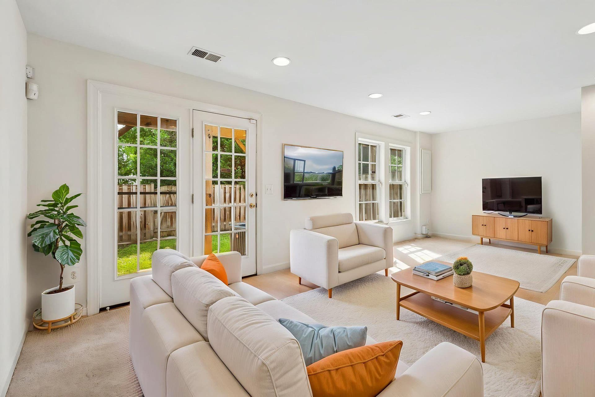 8028 Samuel Wallis Street photo 25