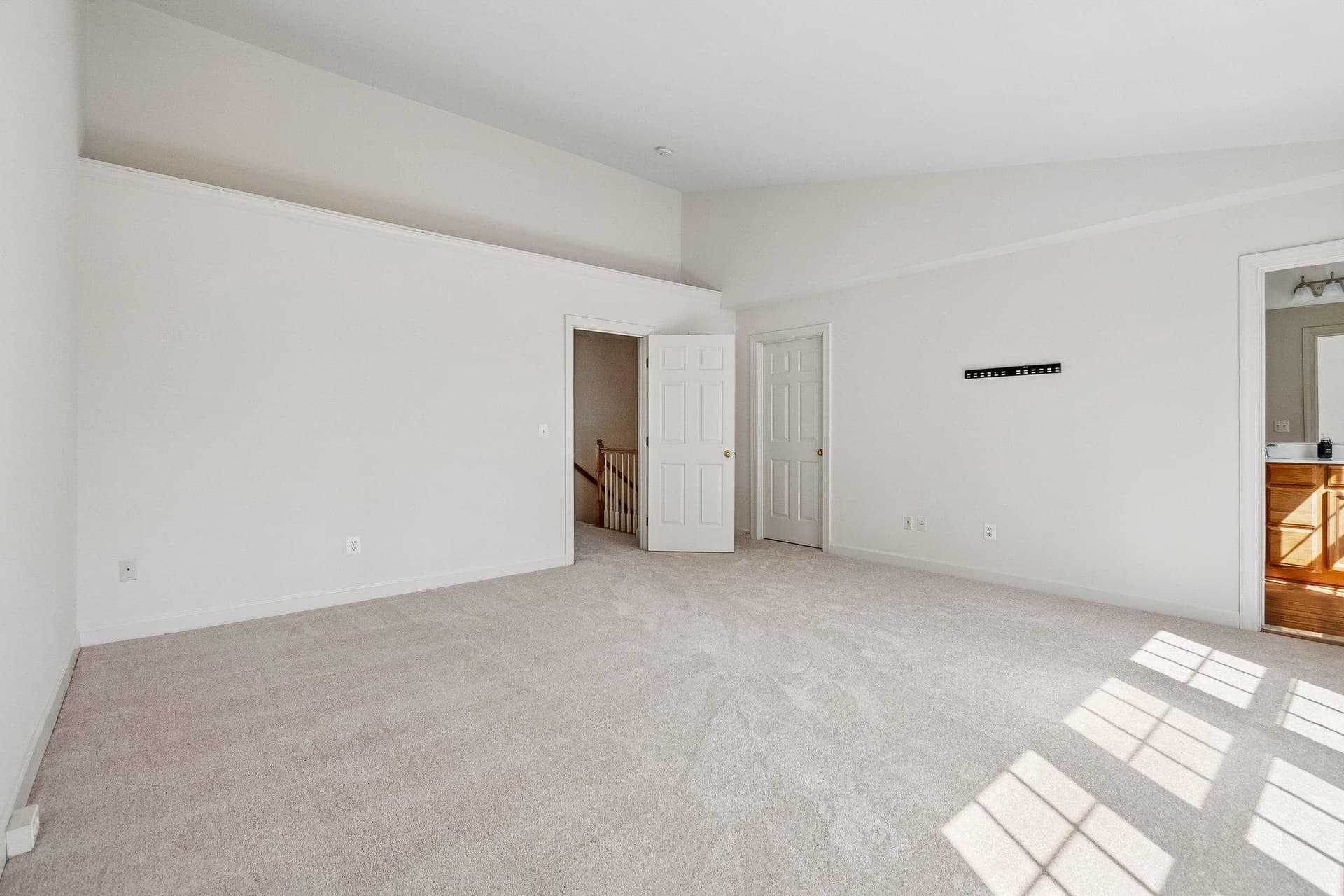 8028 Samuel Wallis Street photo 4