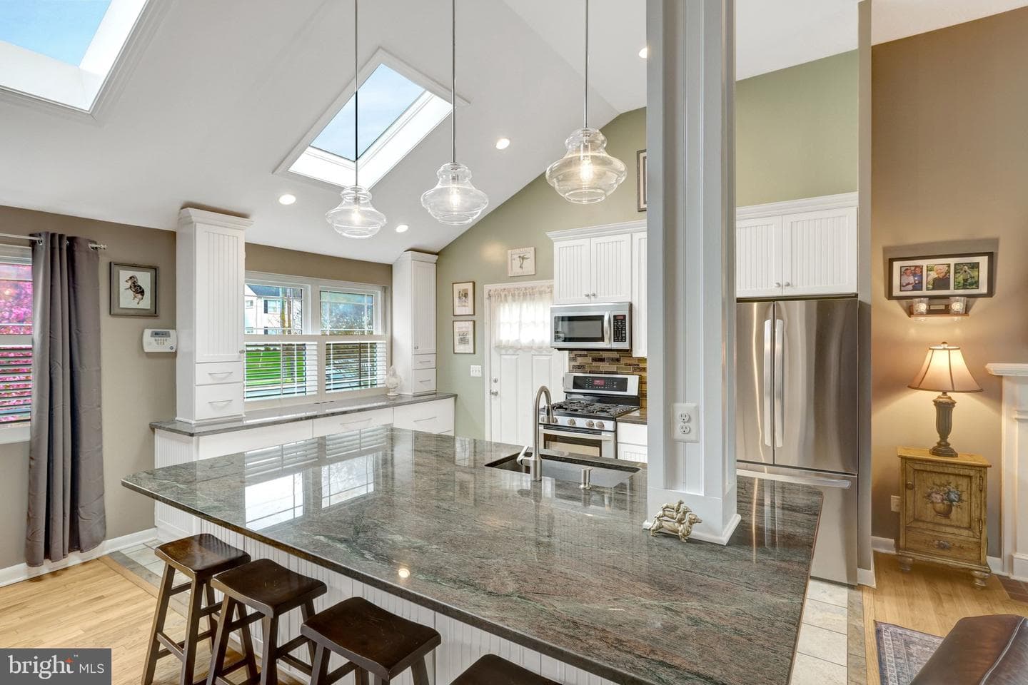 6900 Southridge Drive photo 8
