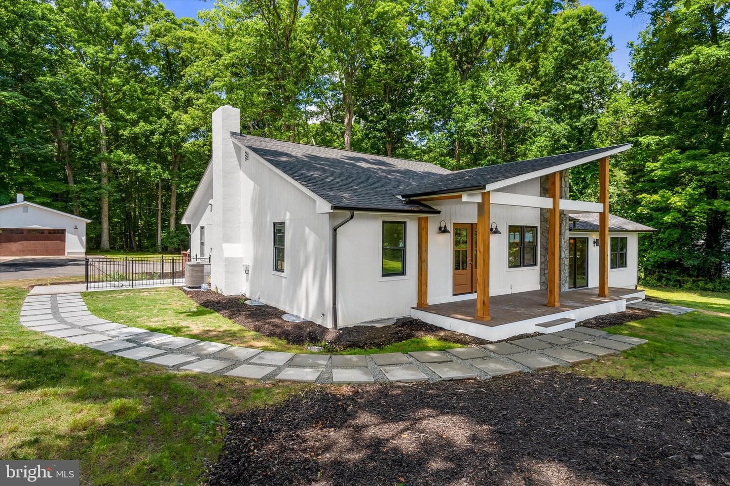 12365 Henderson Road photo 3