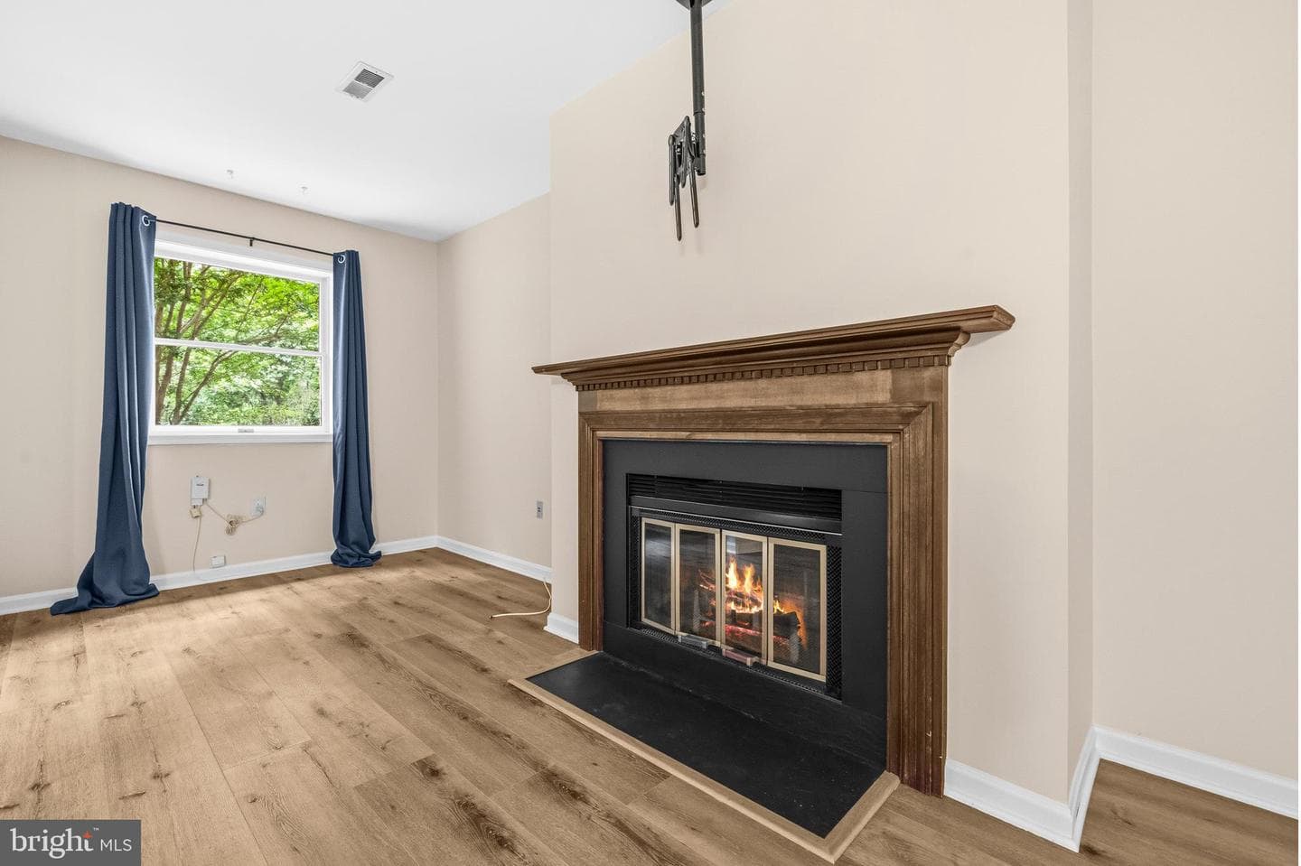3770 Madison Lane photo 9