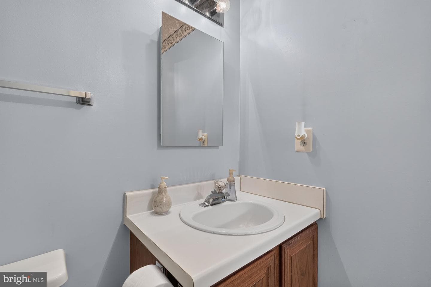 6109 Gardenia Court photo 8