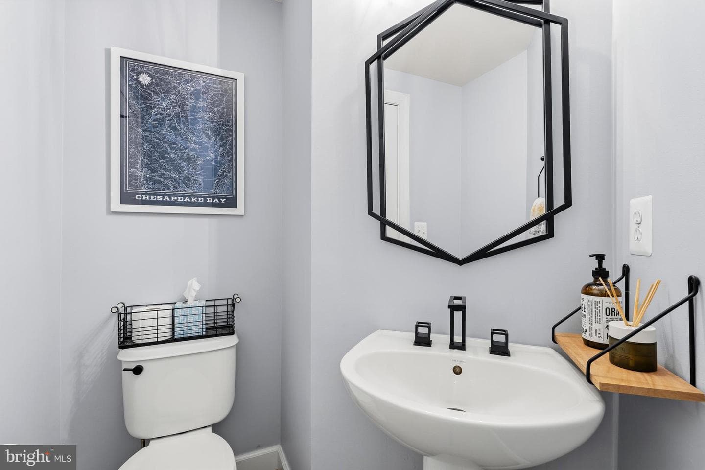 407 Madison Street photo 12