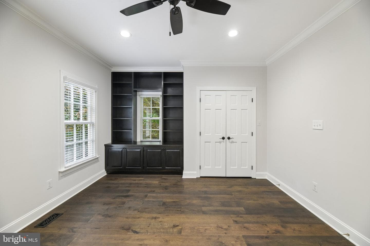 512 Seneca Green Way photo 49