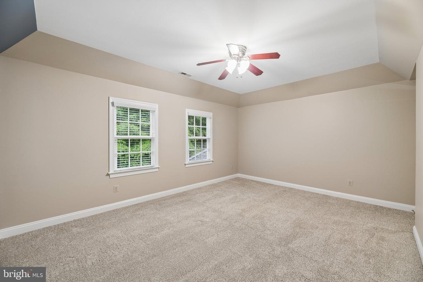 512 Seneca Green Way photo 62