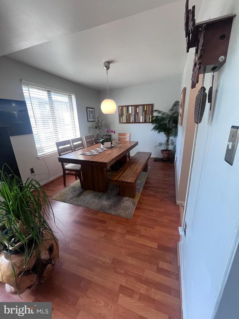 9706 Kingsbridge Drive #102 photo 20