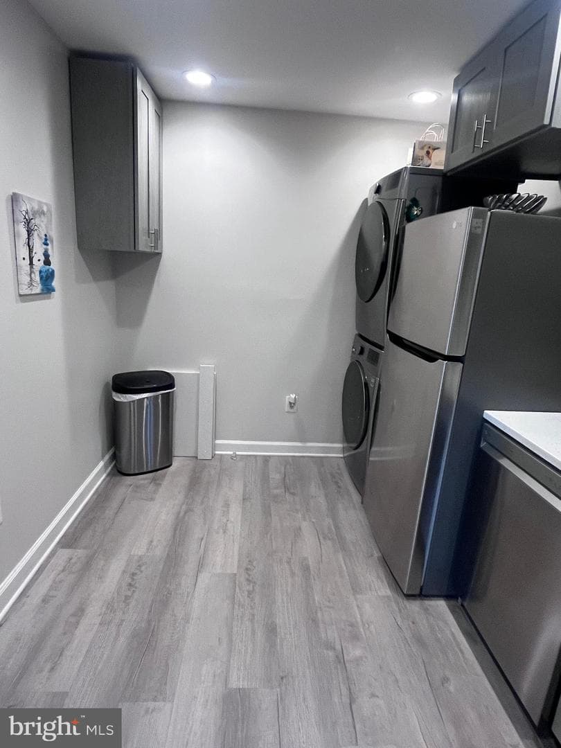 9706 Kingsbridge Drive #102 photo 25
