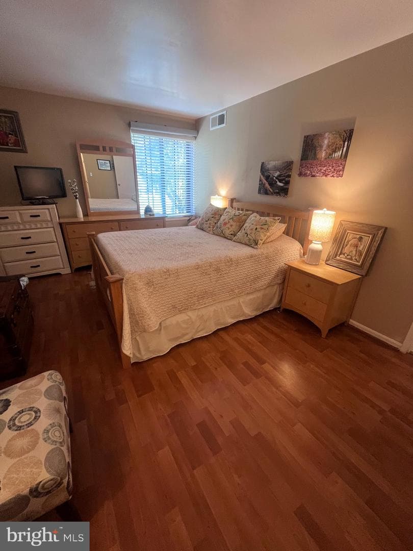 9706 Kingsbridge Drive #102 photo 35