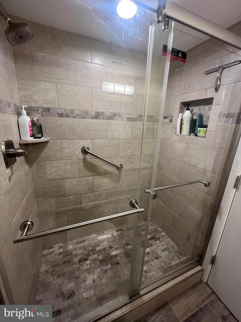 9706 Kingsbridge Drive #102 photo 41