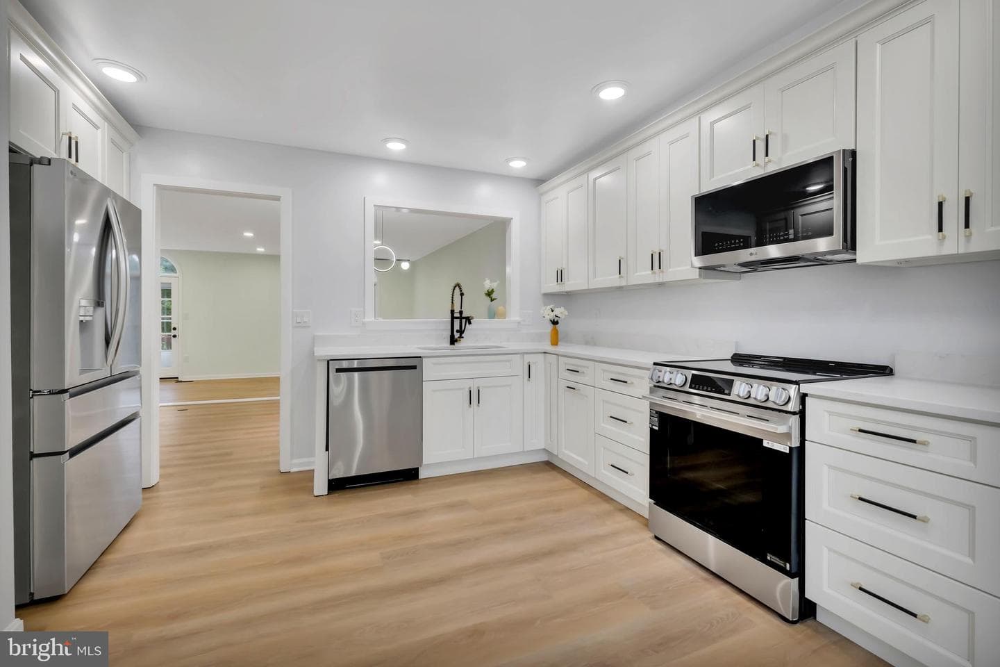 9347 Peter Roy Court photo 10