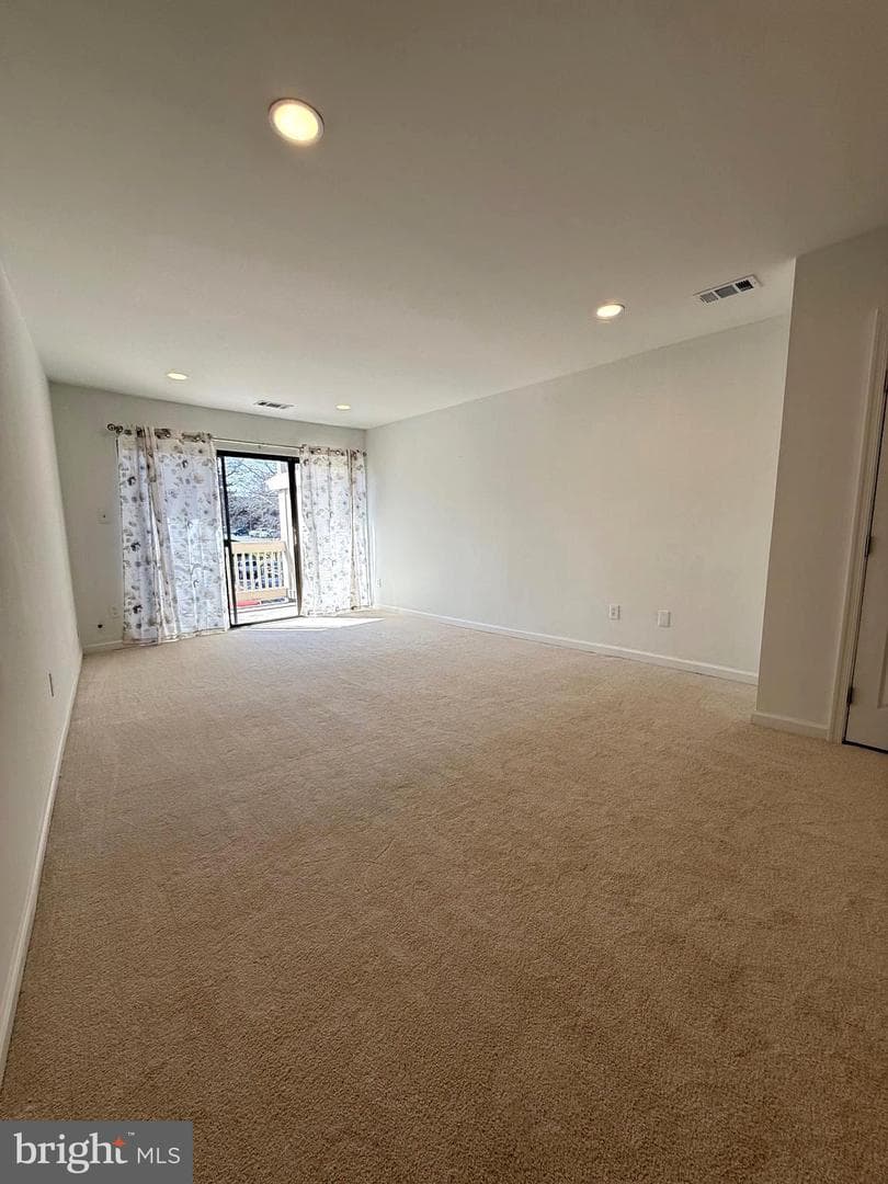 5772 Rexford Court photo 9
