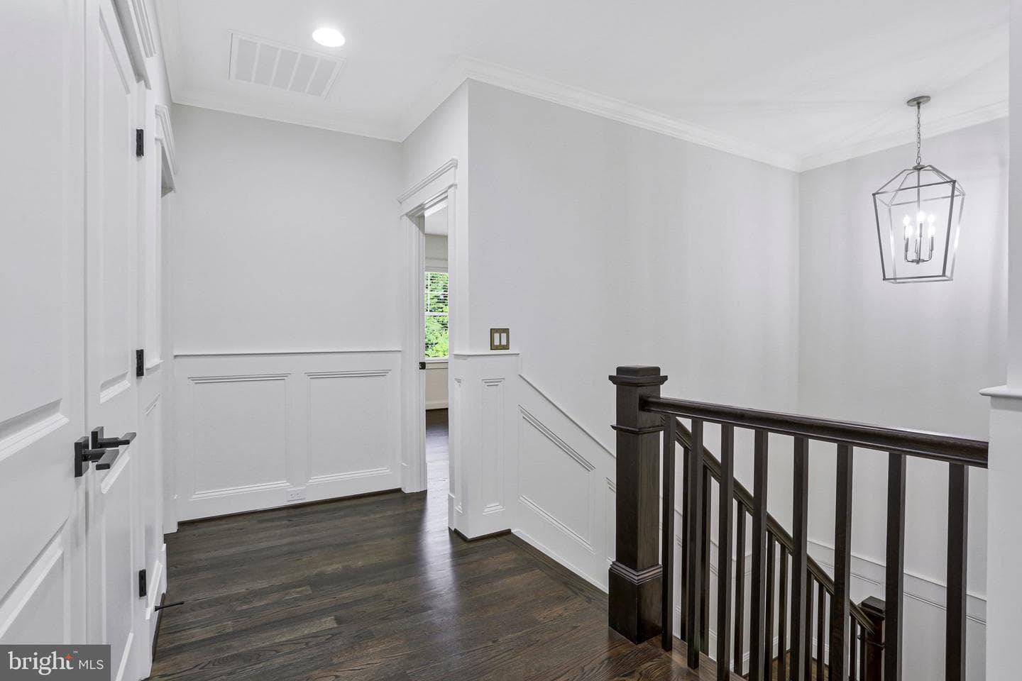 1712 East Avenue photo 55
