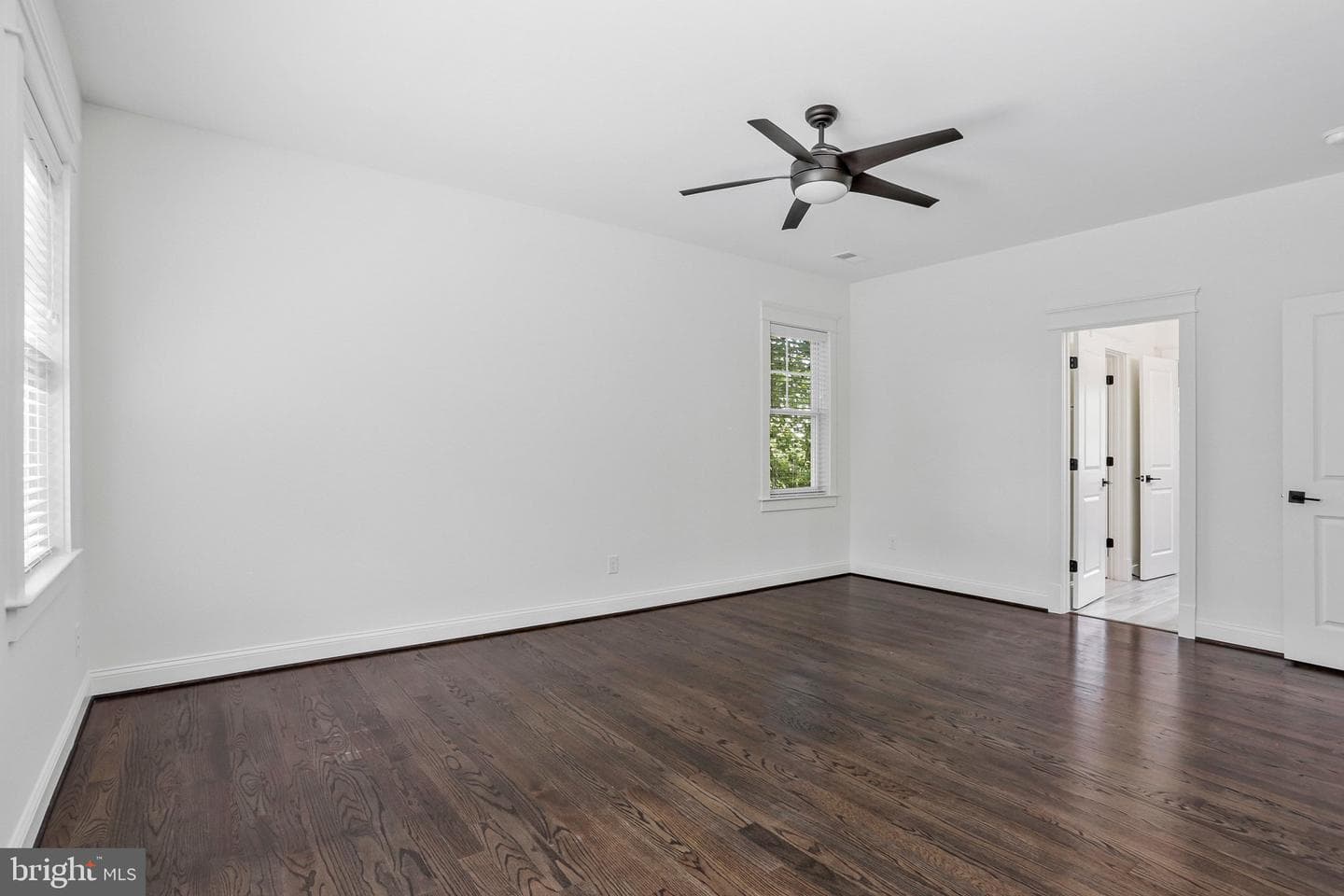 1712 East Avenue photo 71