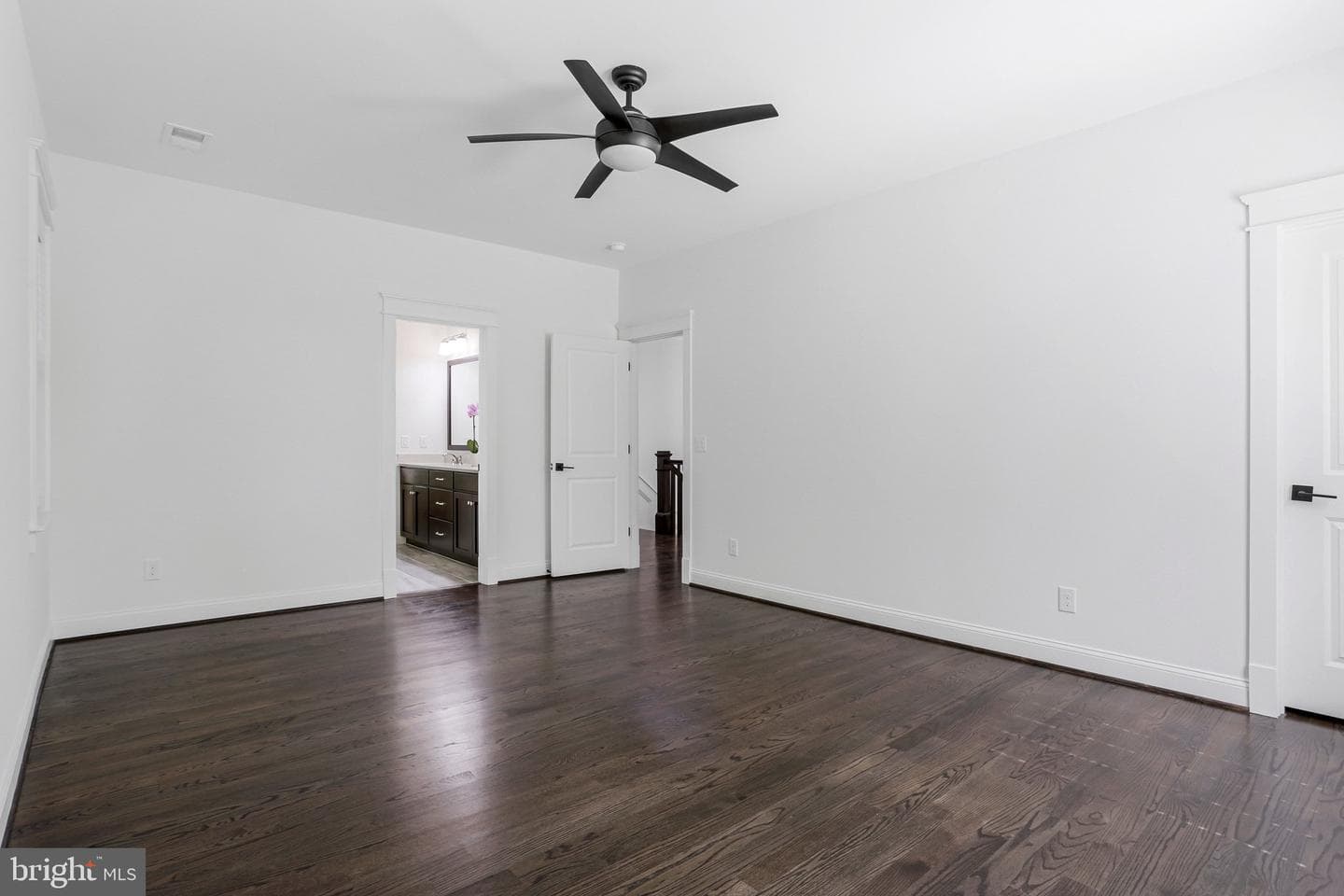 1712 East Avenue photo 72