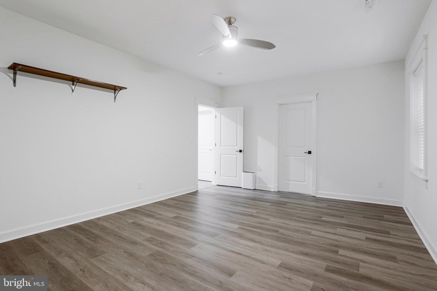 1712 East Avenue photo 89
