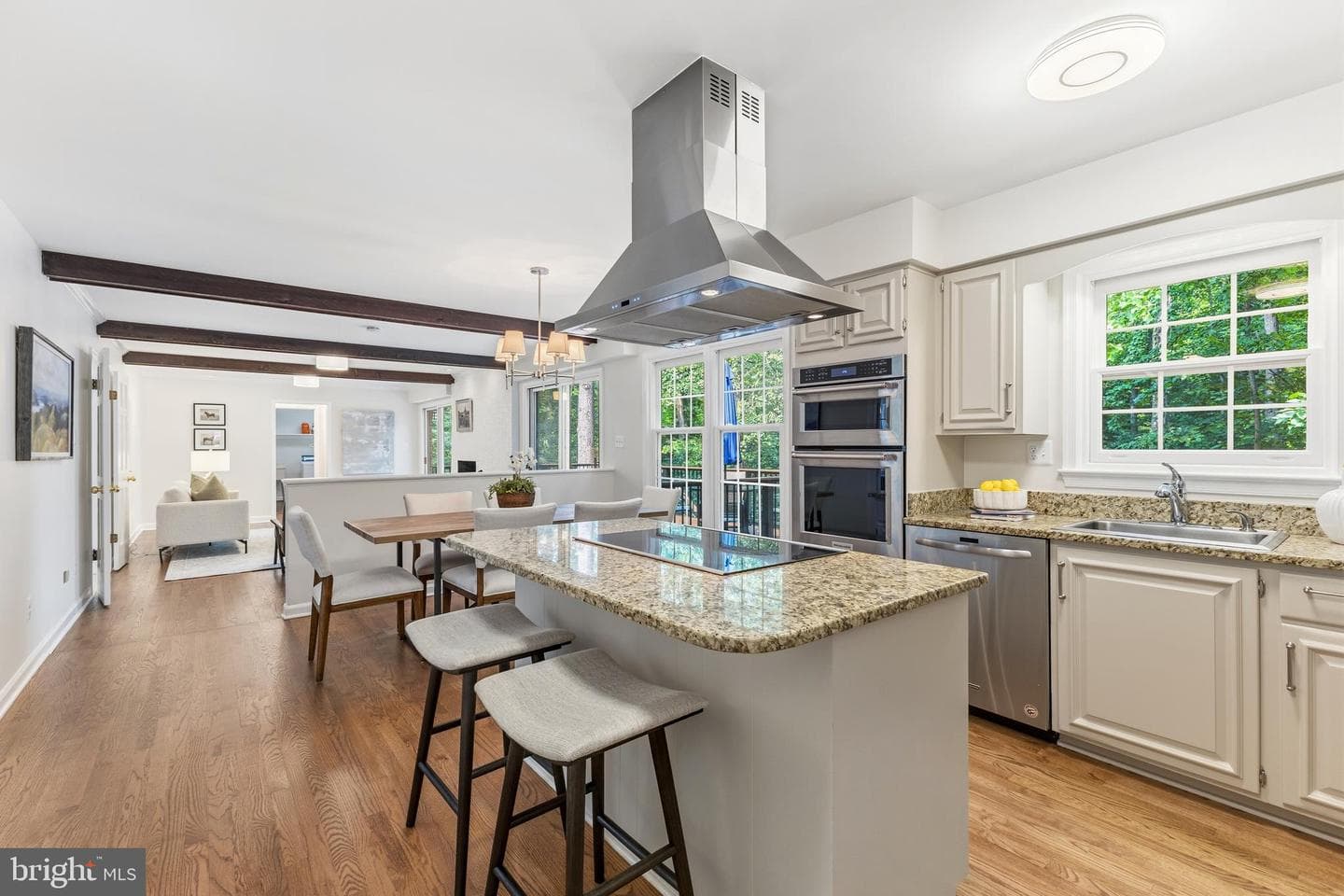 9200 Ripple Brook Road photo 4