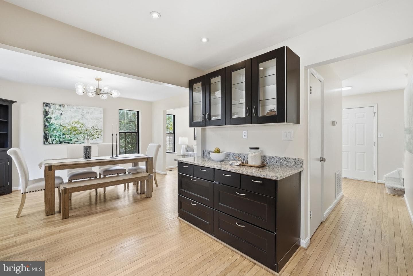 10243 Roberts Common Lane photo 5