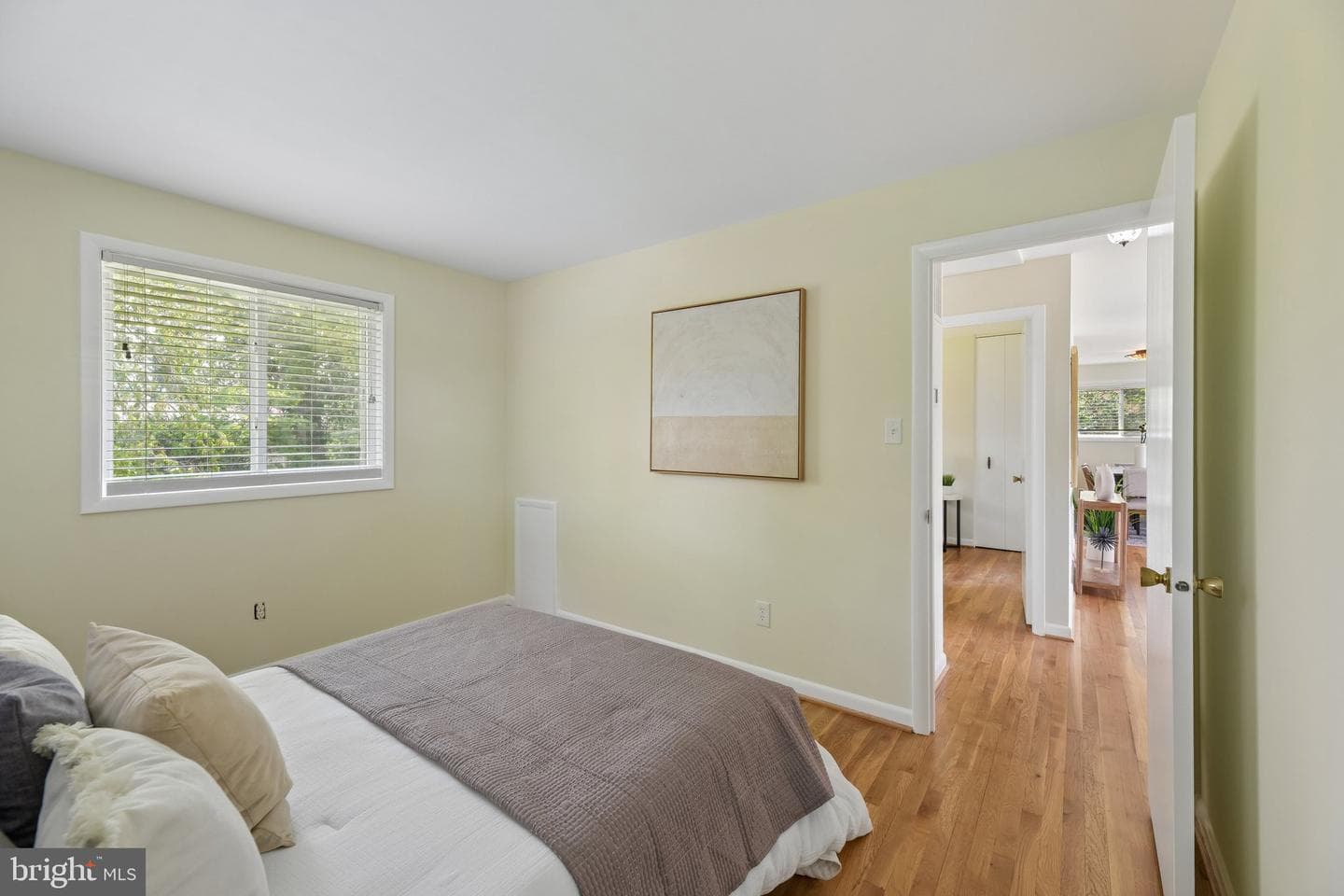 4957 Regina Drive photo 25