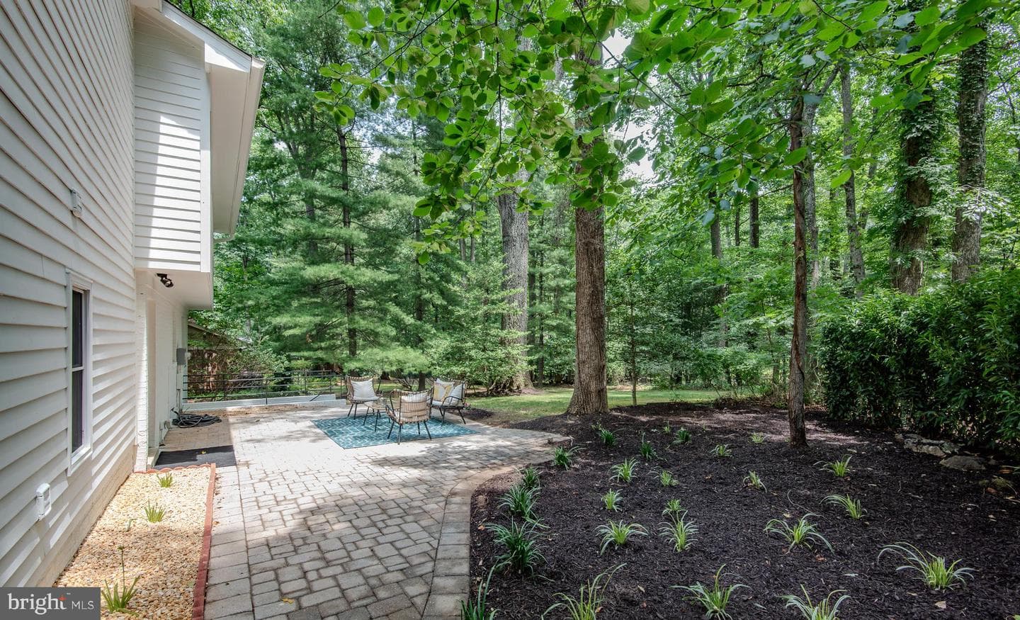 2511 Charlestown Lane photo 49