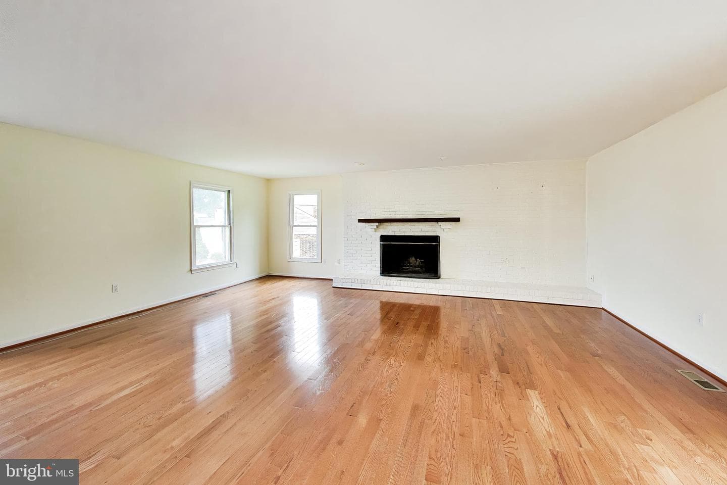 1018 Salt Meadow Lane photo 16