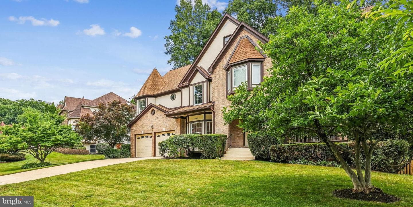 12607 Lake Normandy Lane, Fairfax