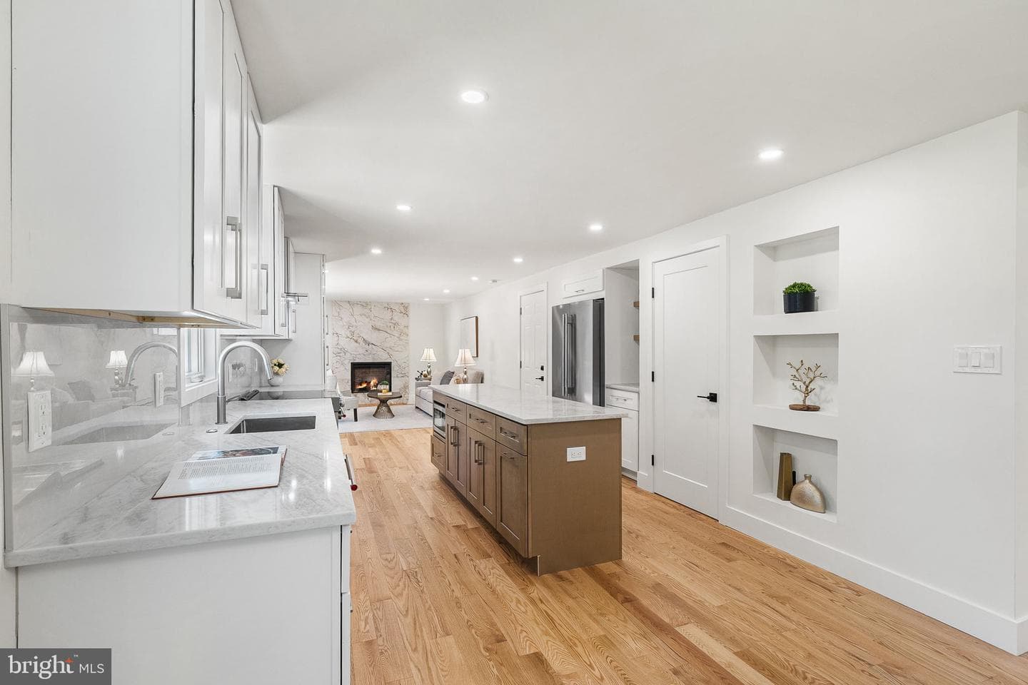 2851 Edgelea Road photo 14