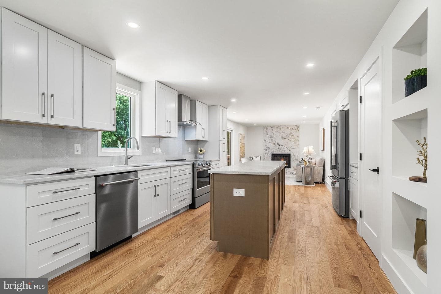 2851 Edgelea Road photo 16