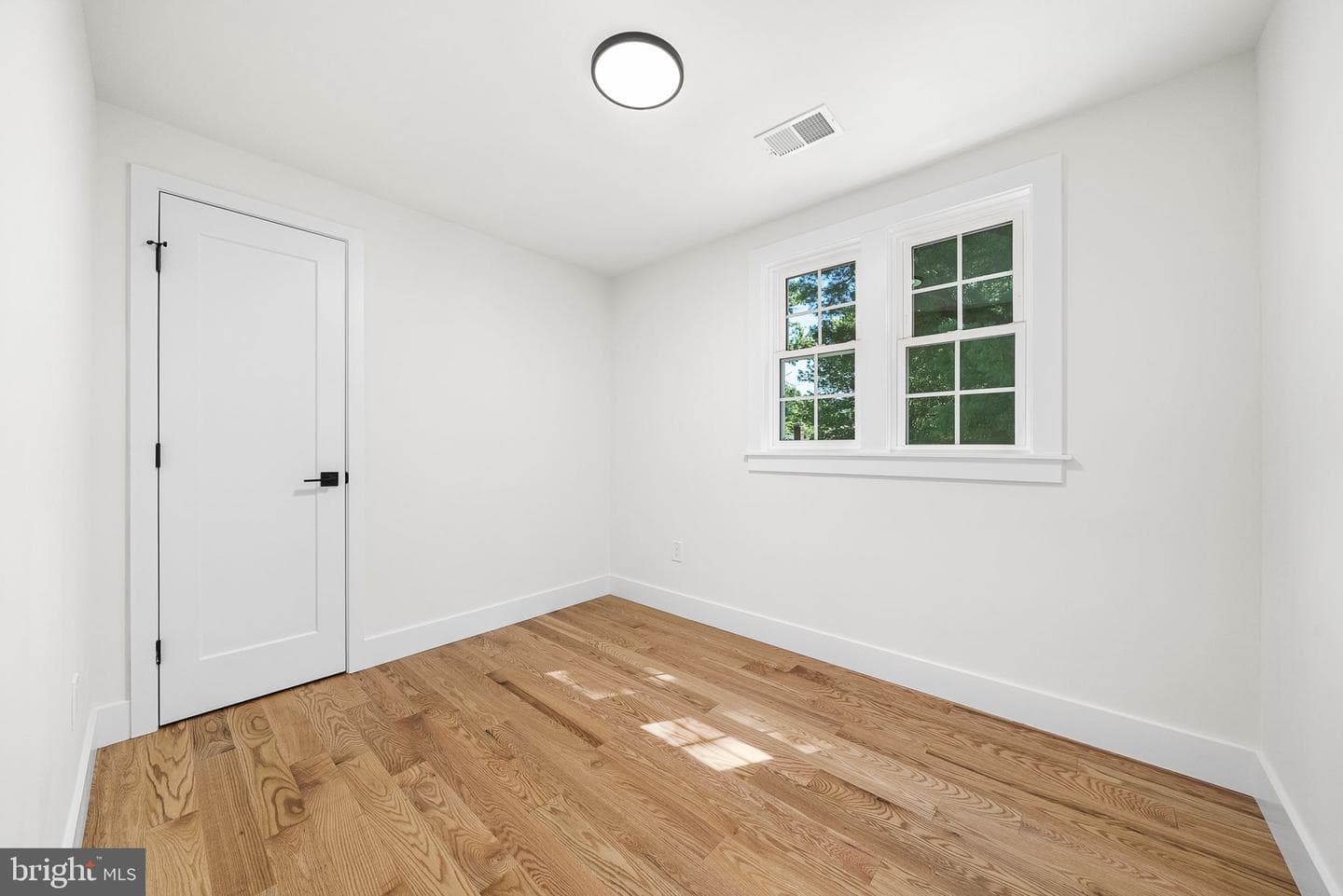 2851 Edgelea Road photo 40