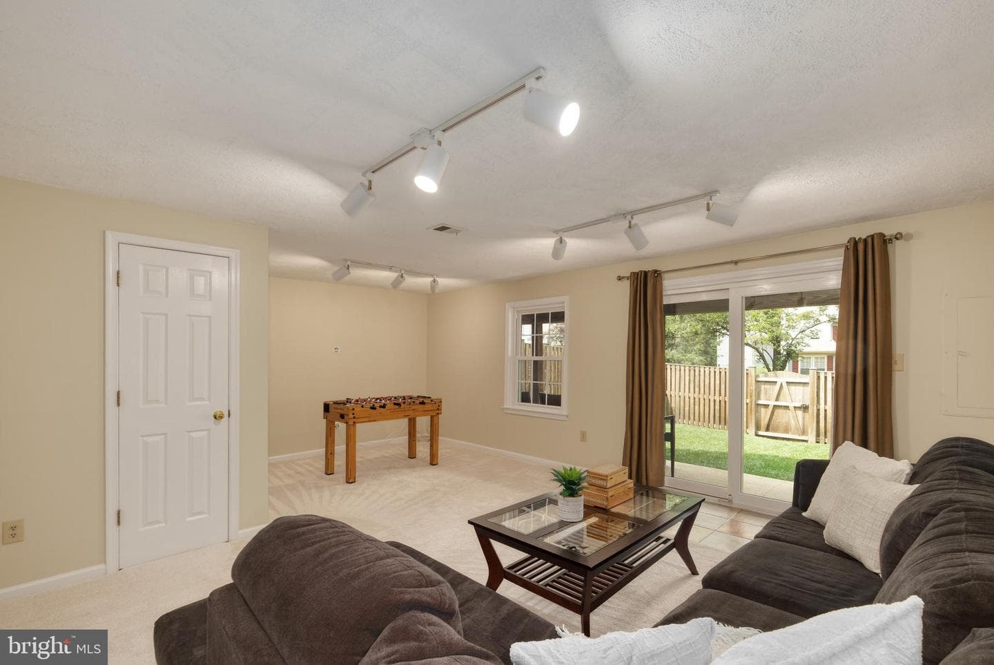 8174 Cliffview Avenue photo 42