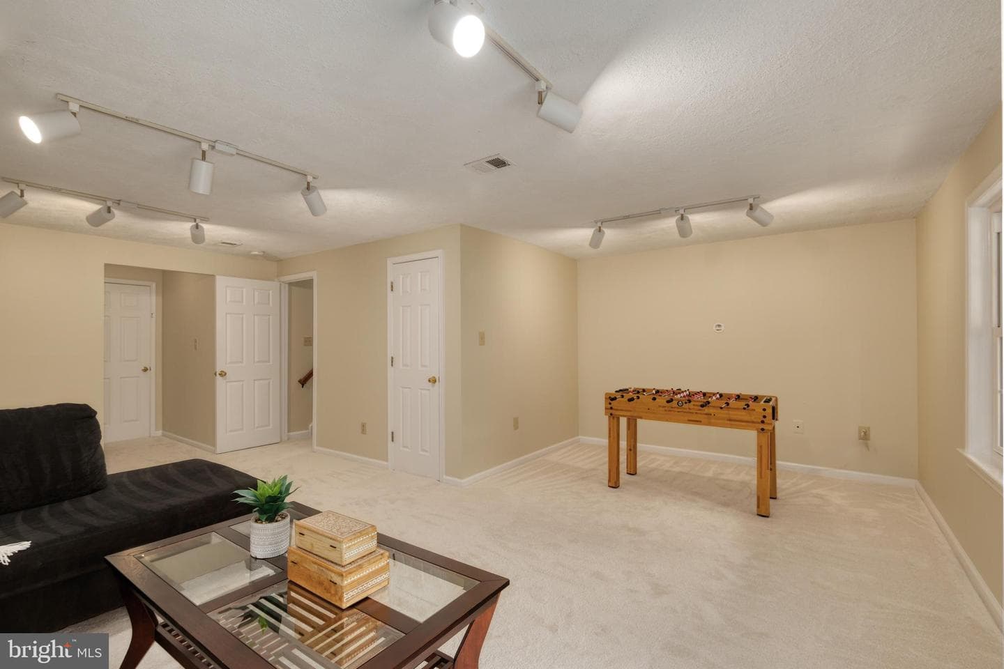 8174 Cliffview Avenue photo 43