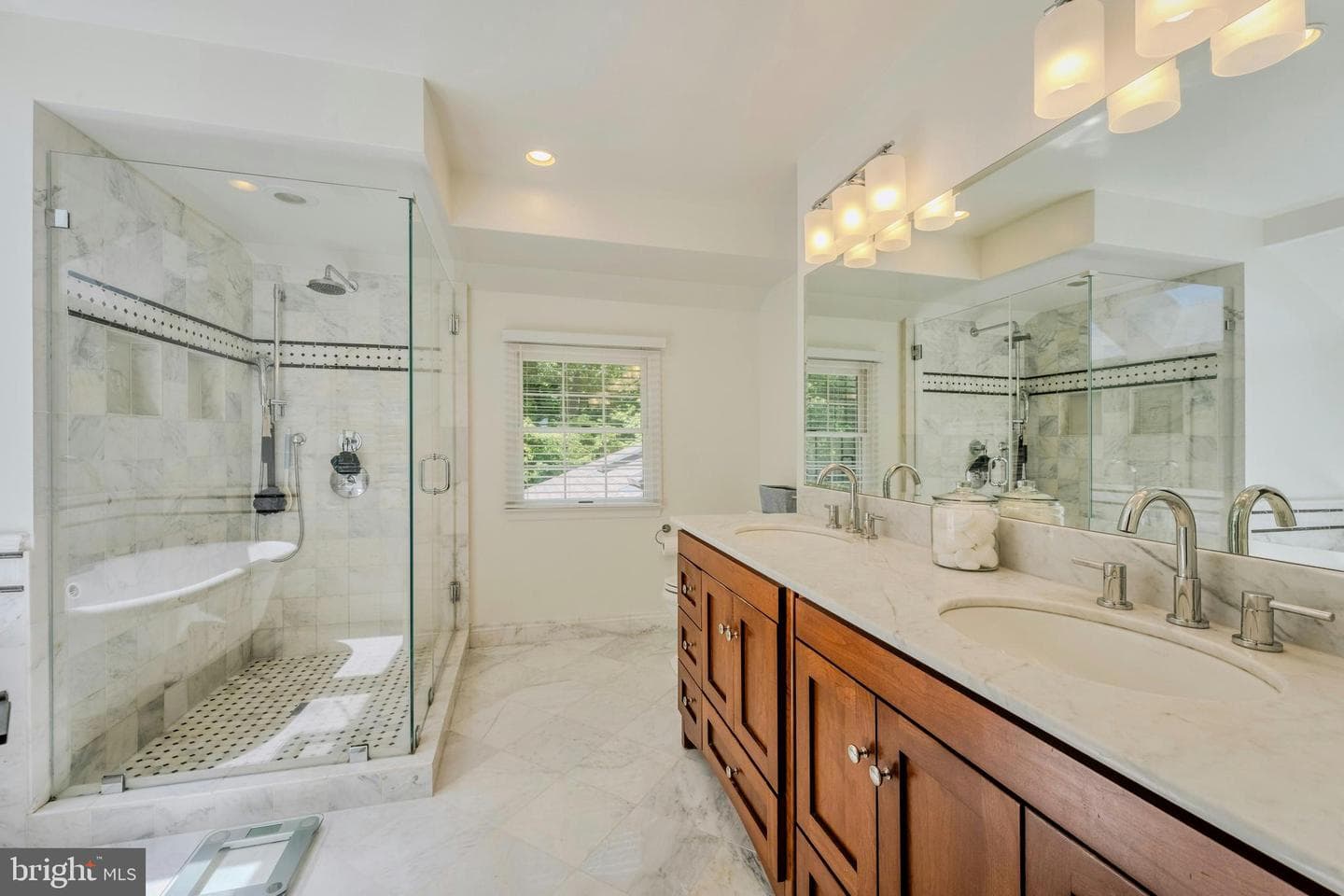 10904 Berryland Court photo 23