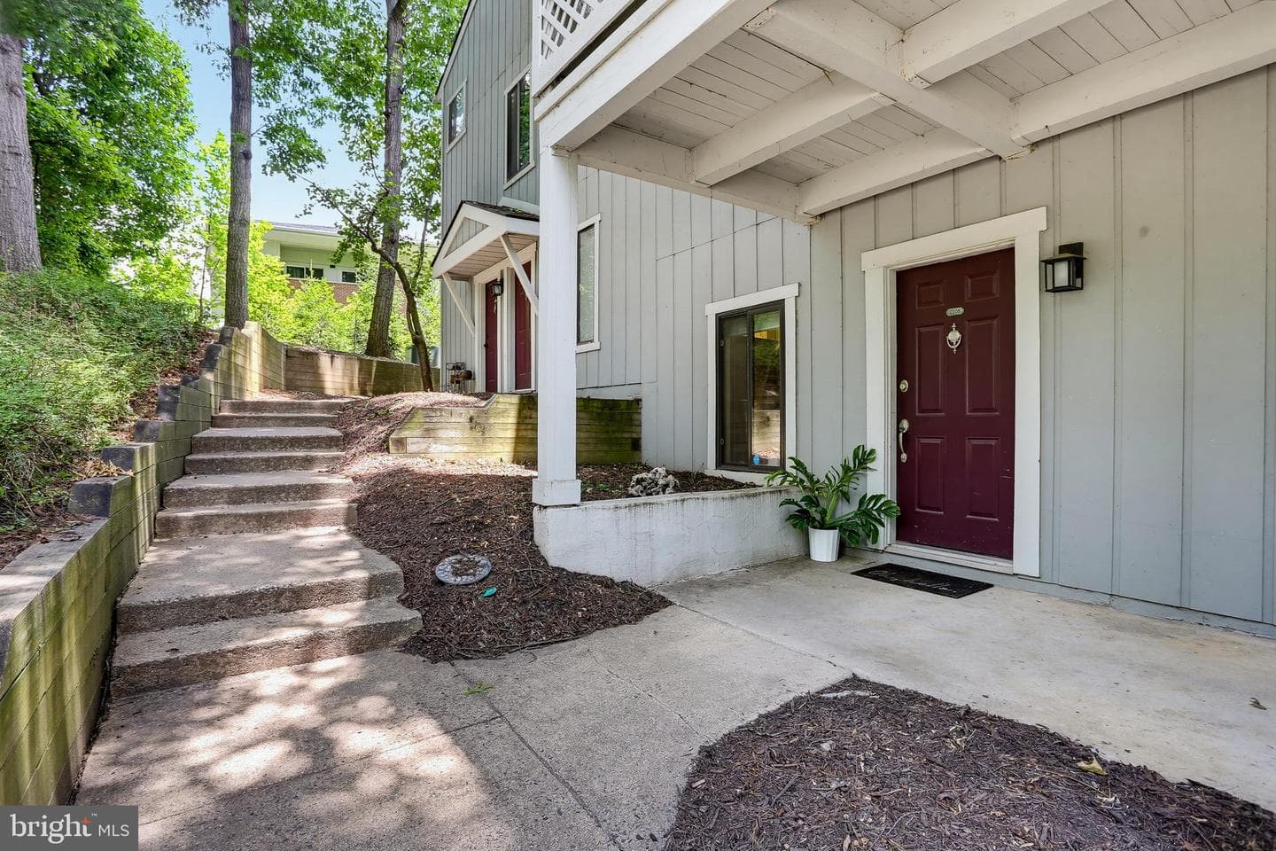 2205 Hunters Run Drive photo 6