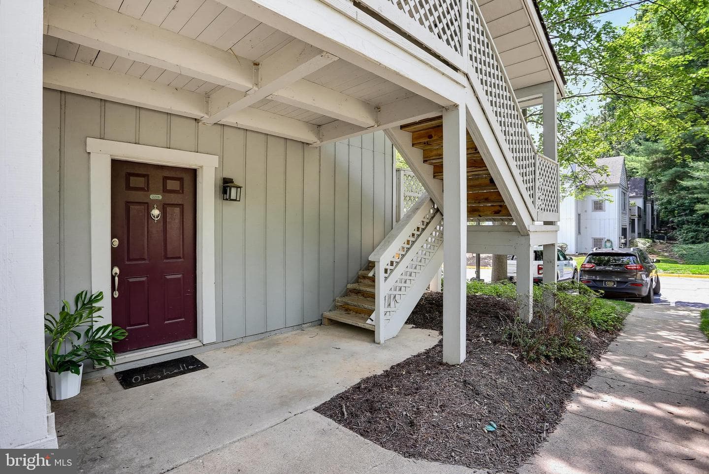 2205 Hunters Run Drive photo 8