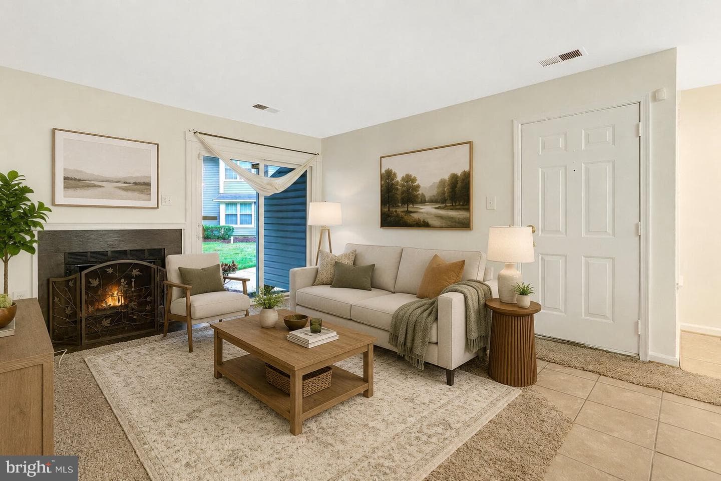 8639 Beekman Place, Alexandria