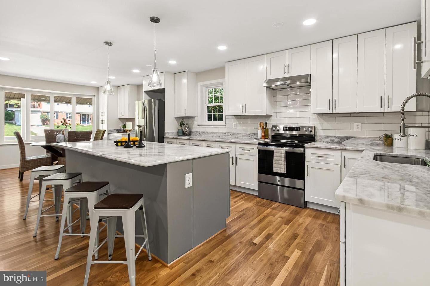 3719 Ivydale Drive, Annandale