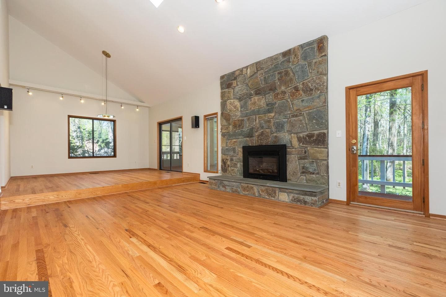 513 Springvale Road photo 22
