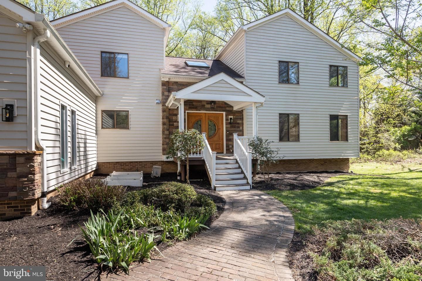 513 Springvale Road photo 3