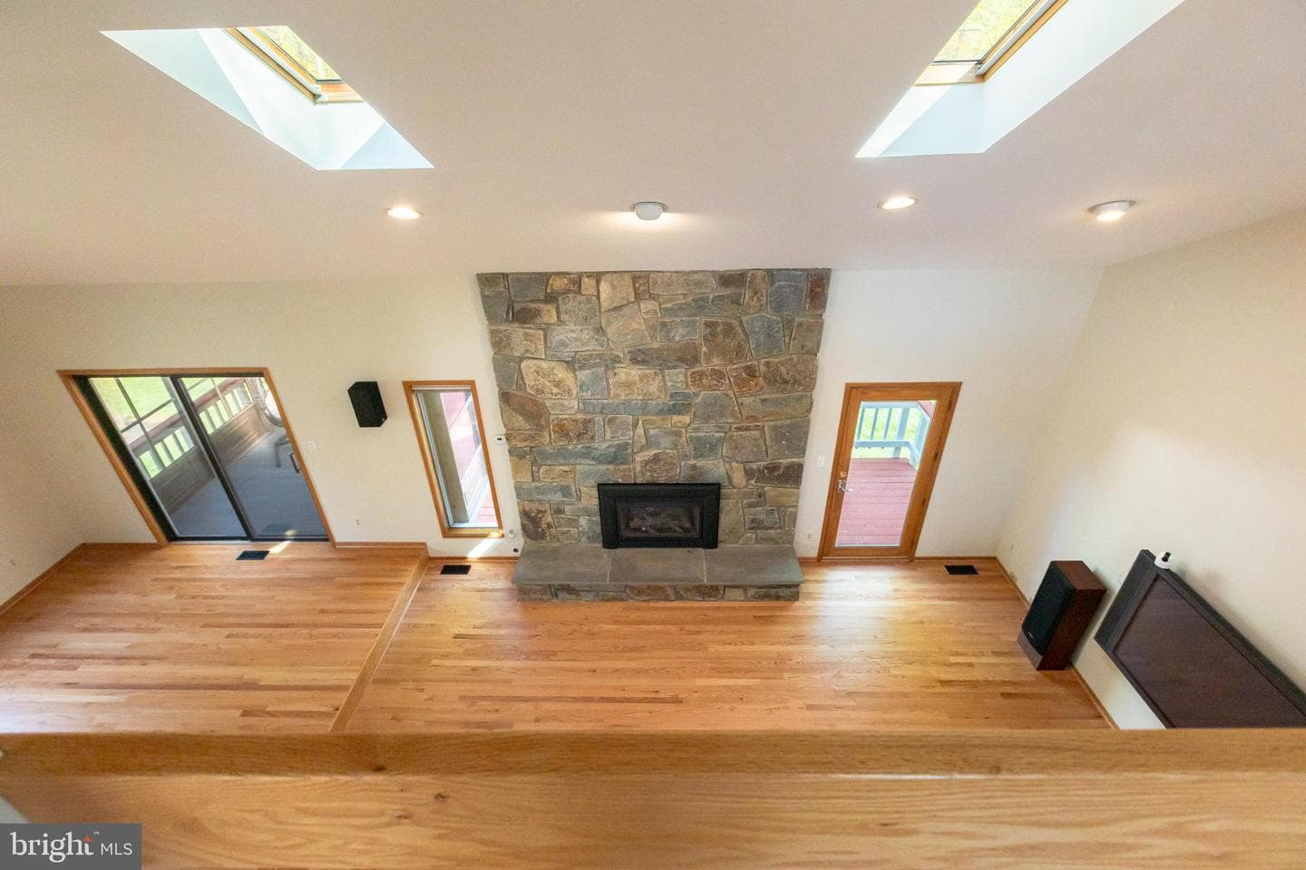 513 Springvale Road photo 33