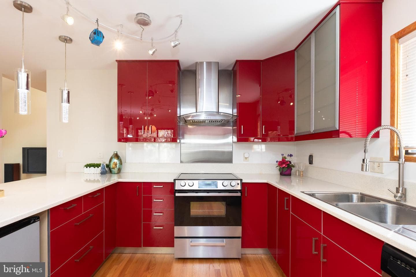 513 Springvale Road photo 8