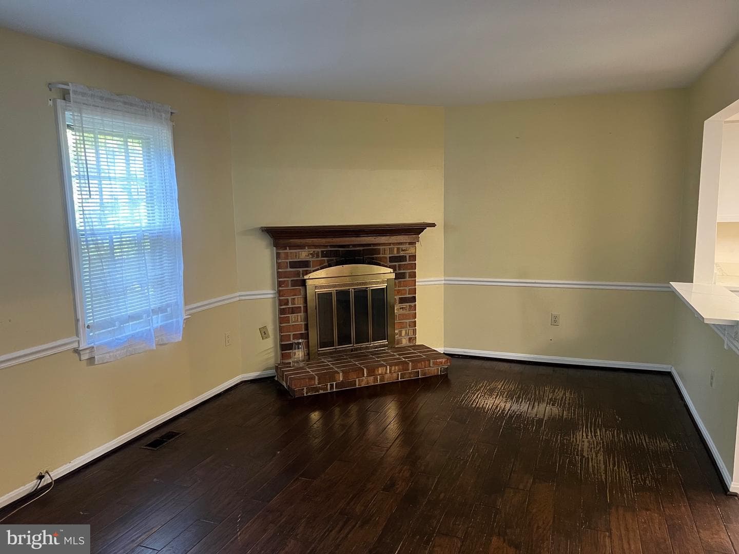 367 Linden Ct, Herndon