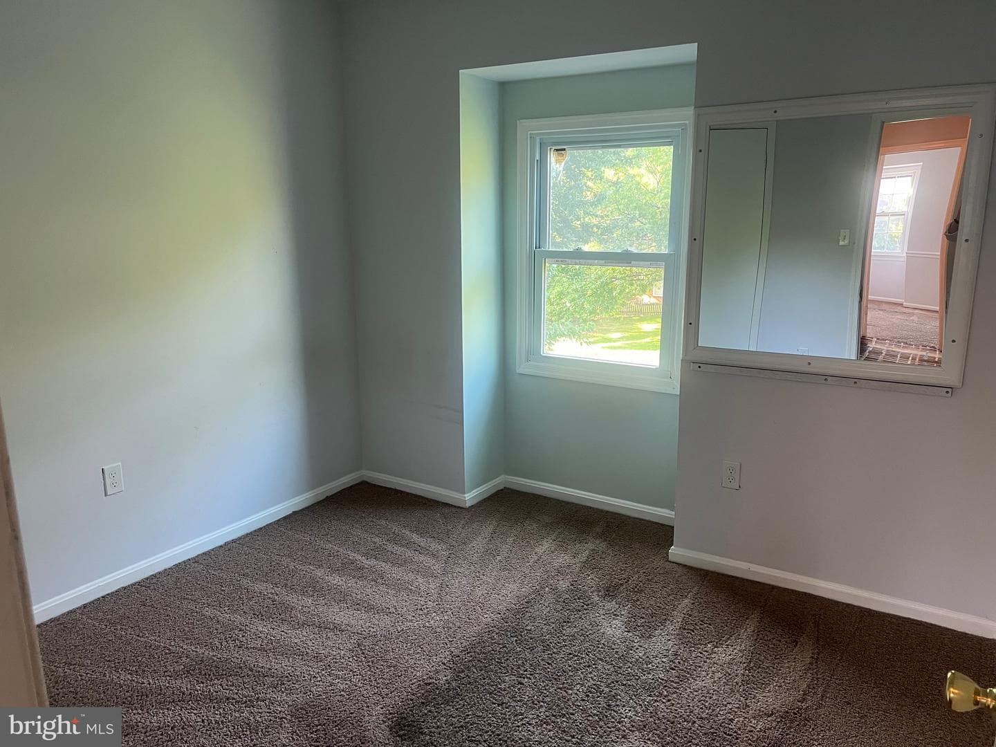 367 Linden Court photo 9