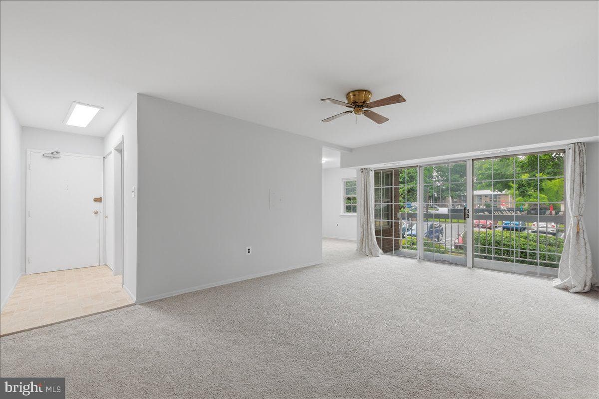 1923 Wilson Lane #201 photo 5