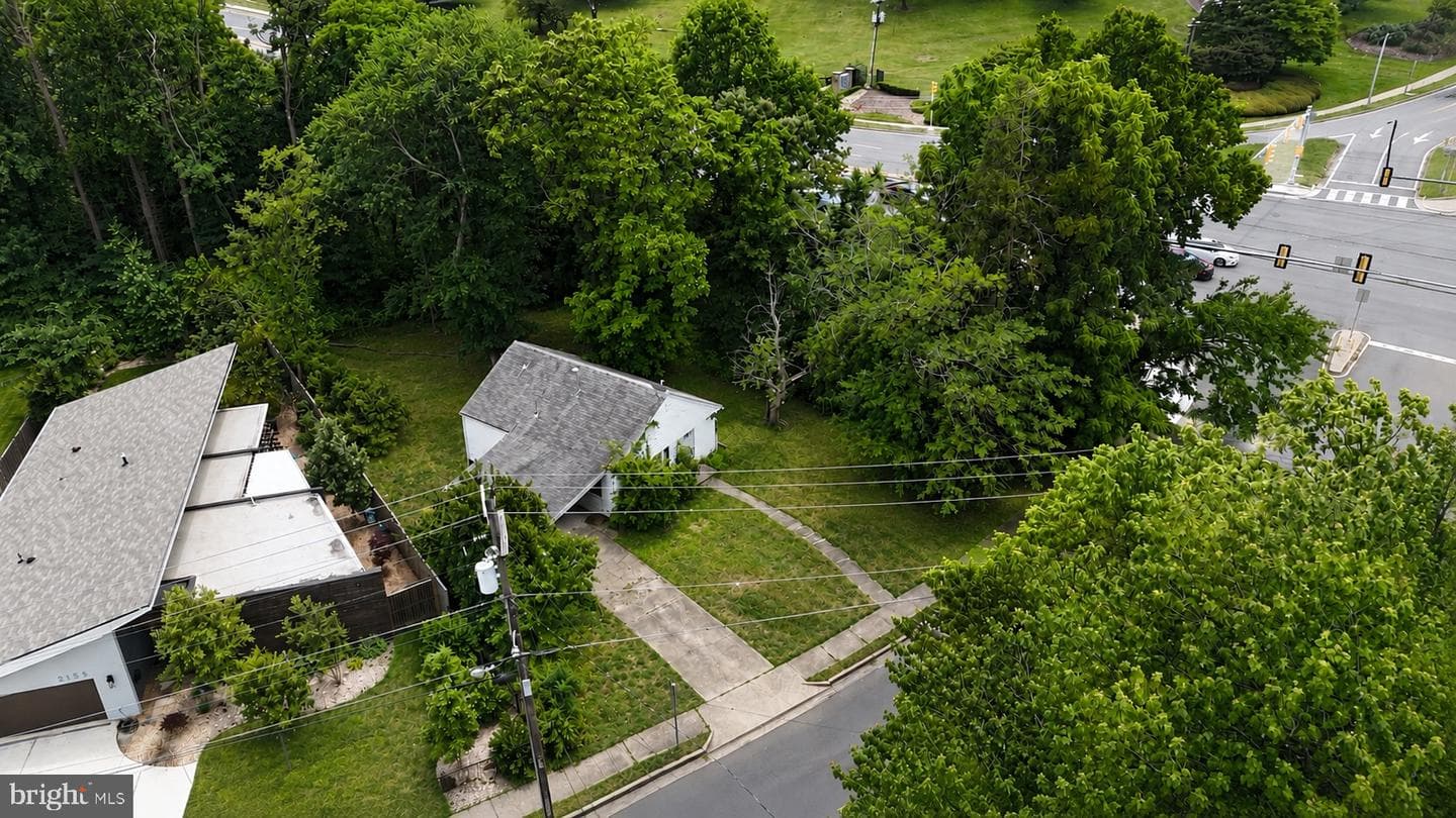 2155 Pimmit Drive photo 7