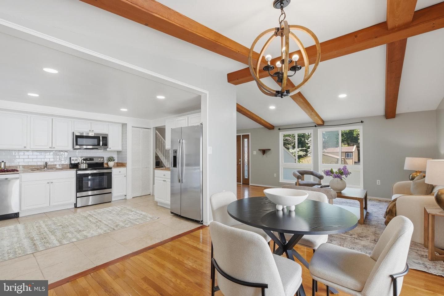2240 Sanibel Drive photo 8