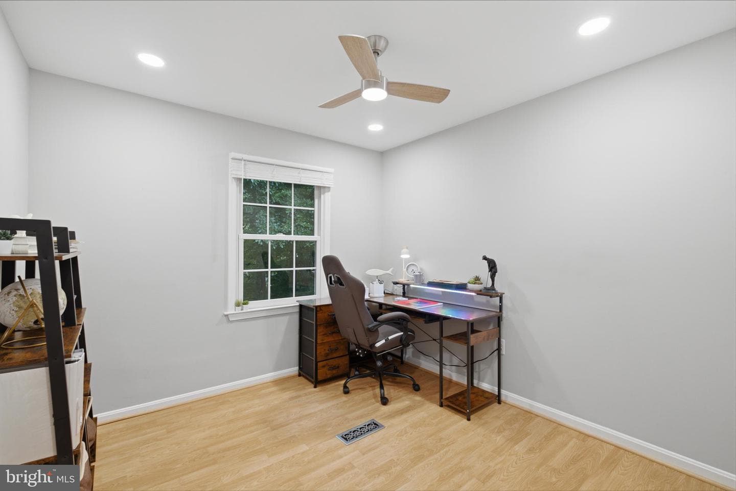 9664 Masterworks Drive photo 28