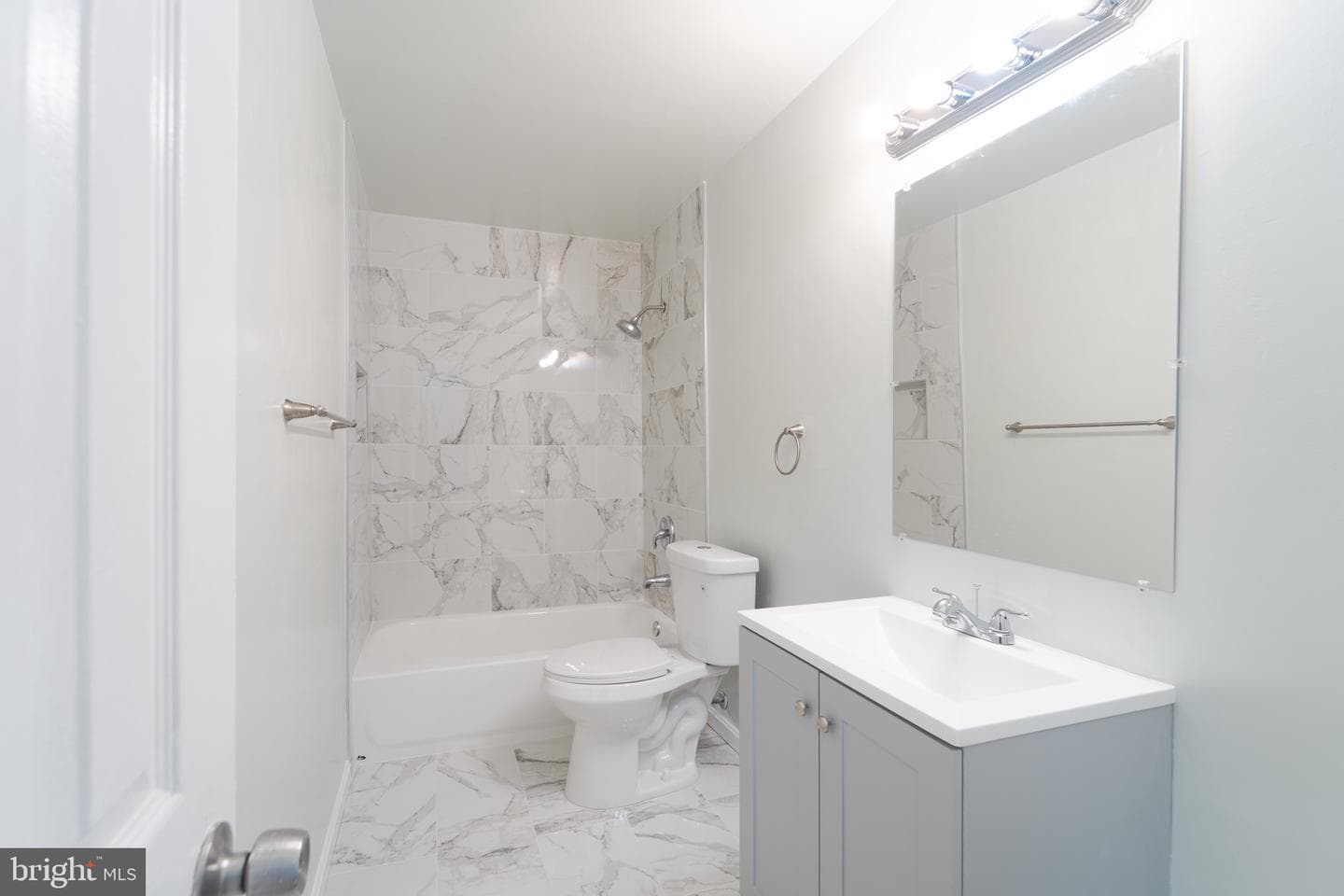 14421 Saguaro Place photo 17