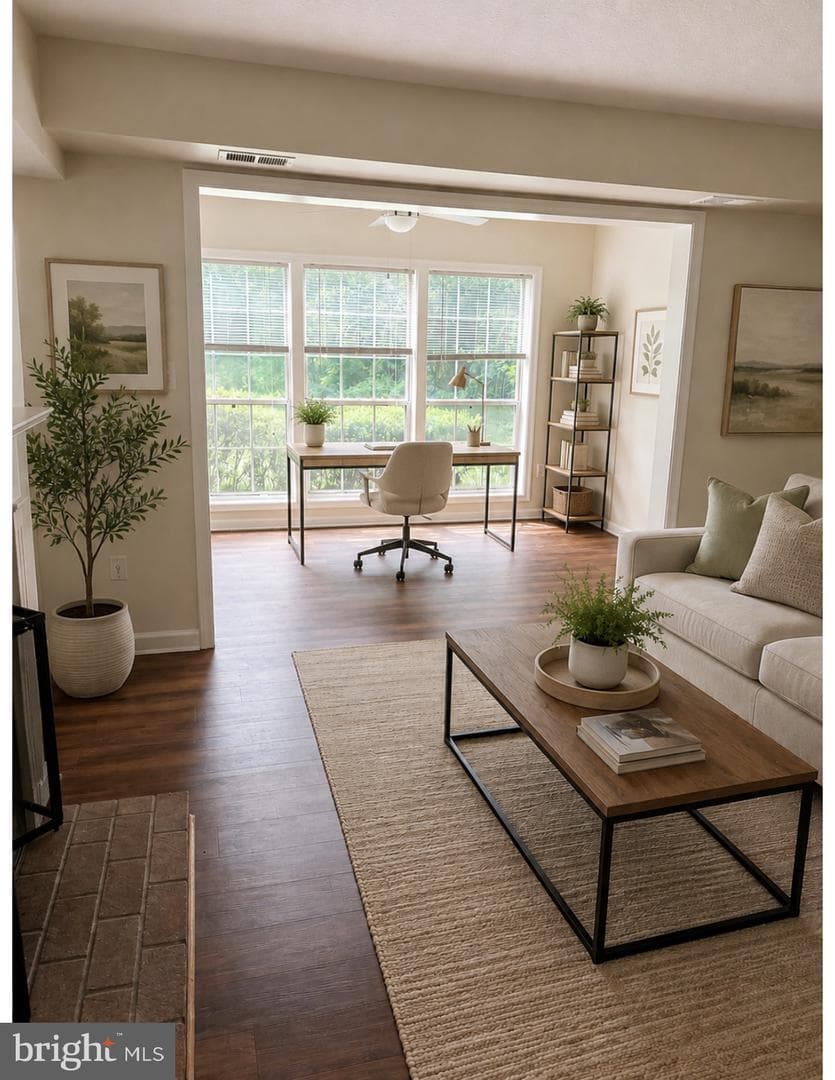7805 Willow Point Drive #7805, Falls Church