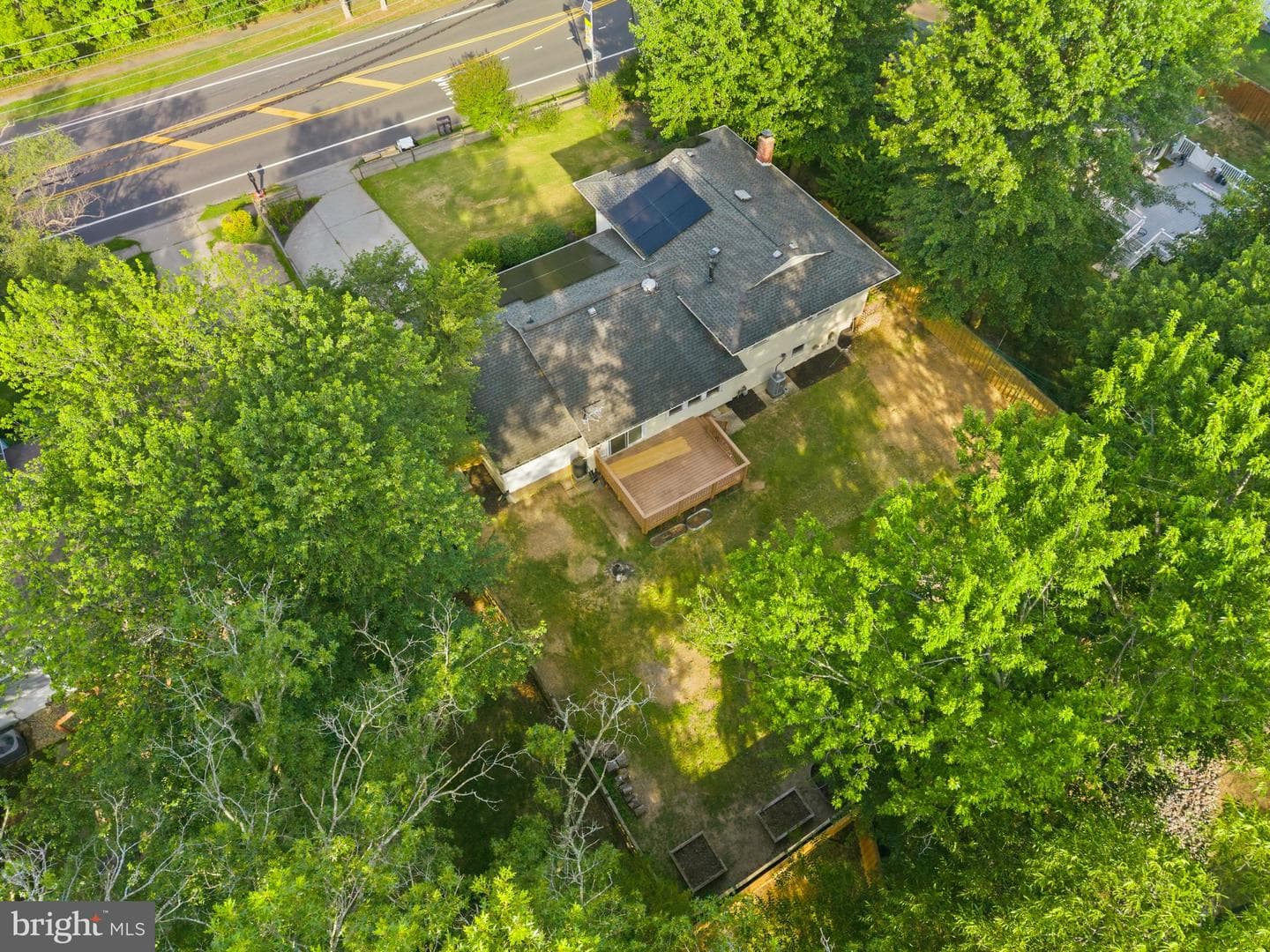 2410 Parkers Lane, Alexandria