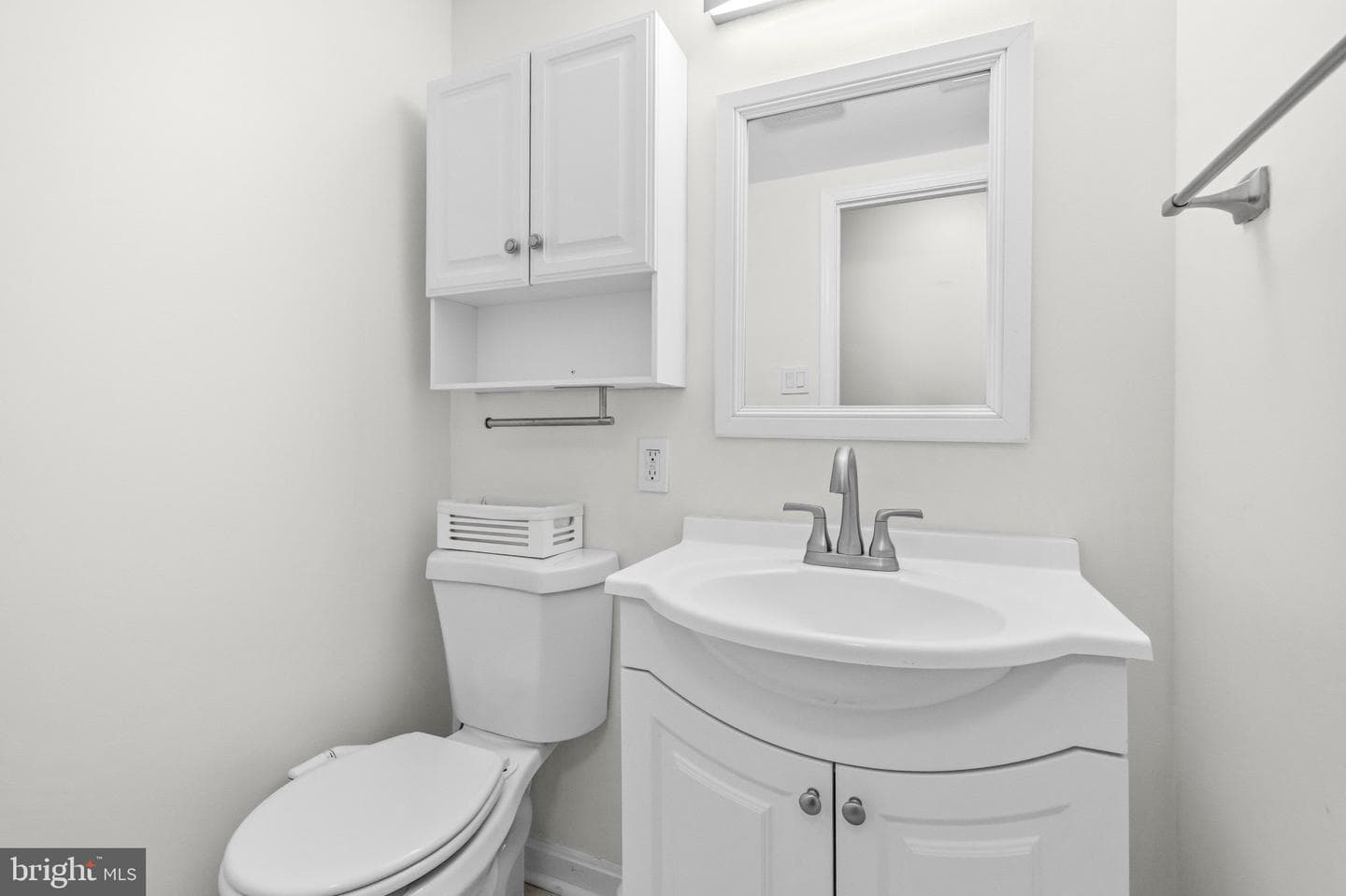 2410 Parkers Lane photo 24