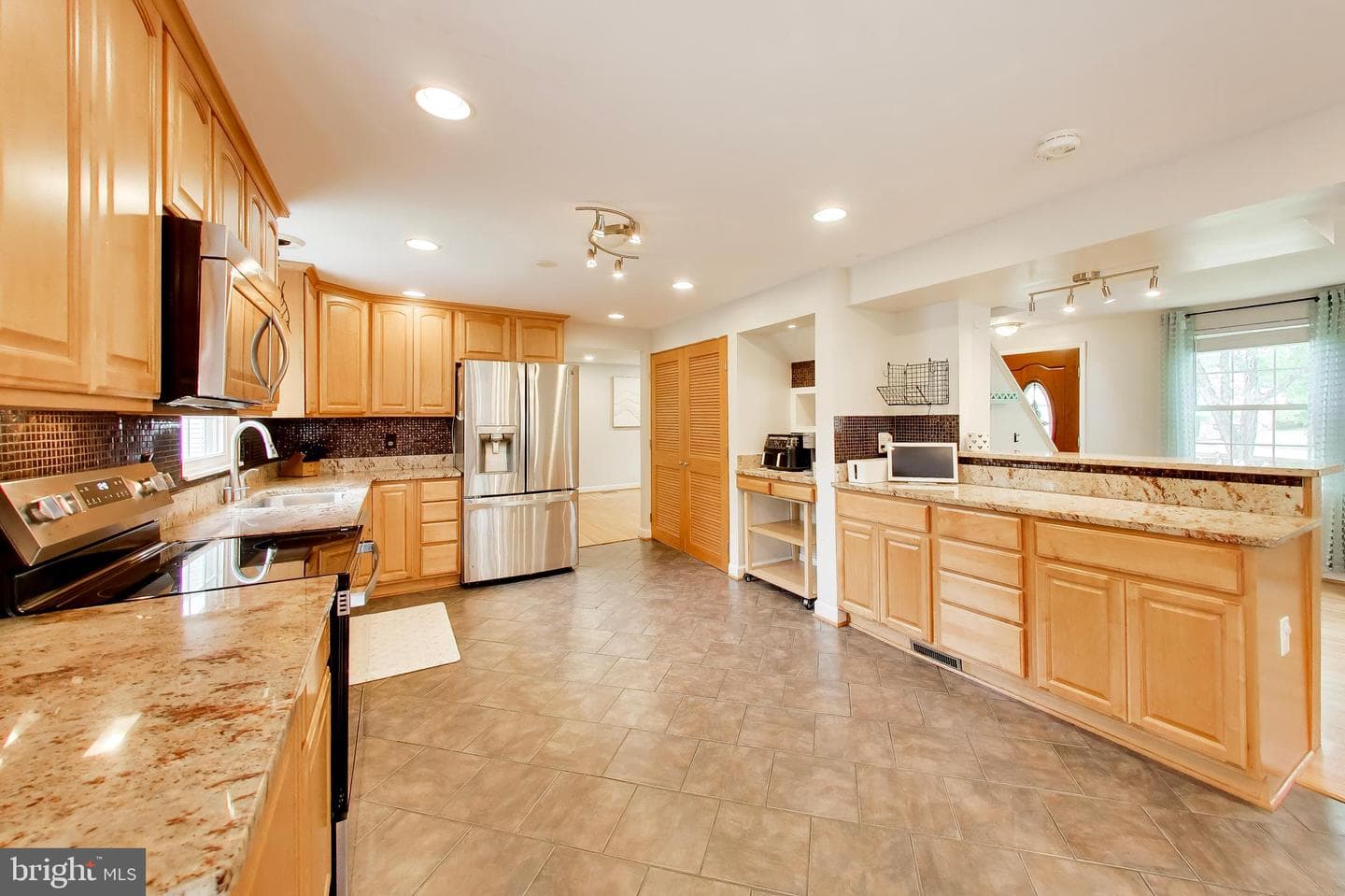 5932 Peregrine Drive photo 6